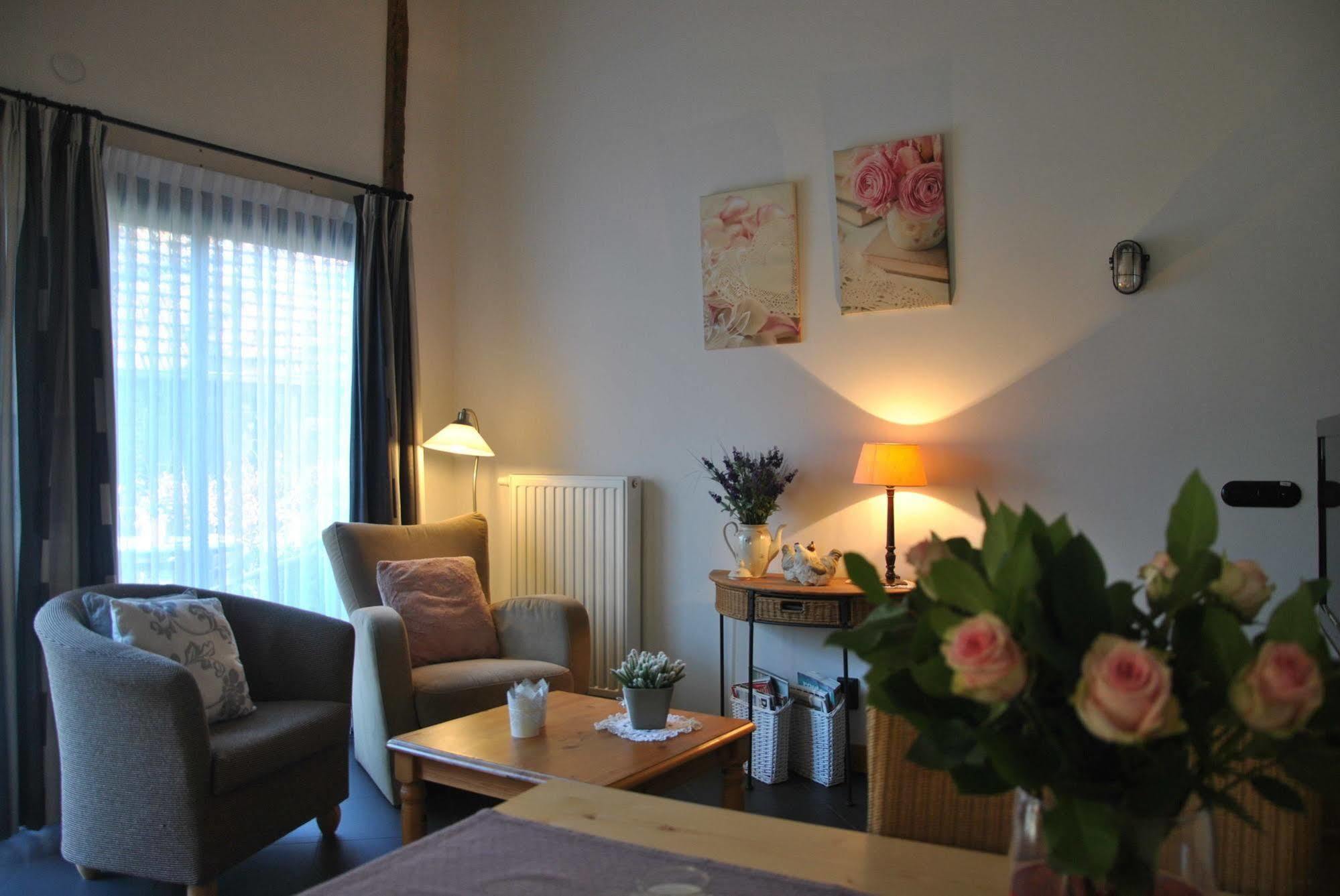 Erfgoed&Logies Den Heijkant Moergestel Exterior foto